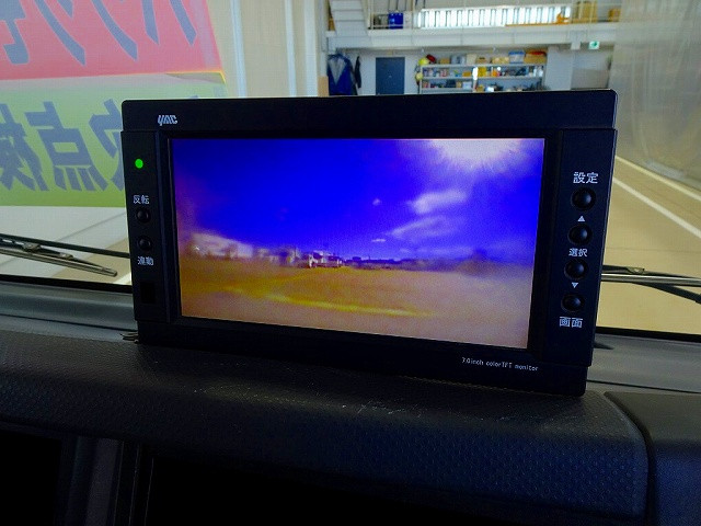 バックモニター|いすゞ エルフ TRG-NMR85AN(2WD)の写真13