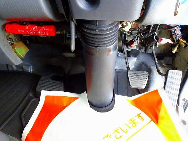 フロアAT　2ペダル|いすゞ エルフ TRG-NMR85AN(2WD)の写真16