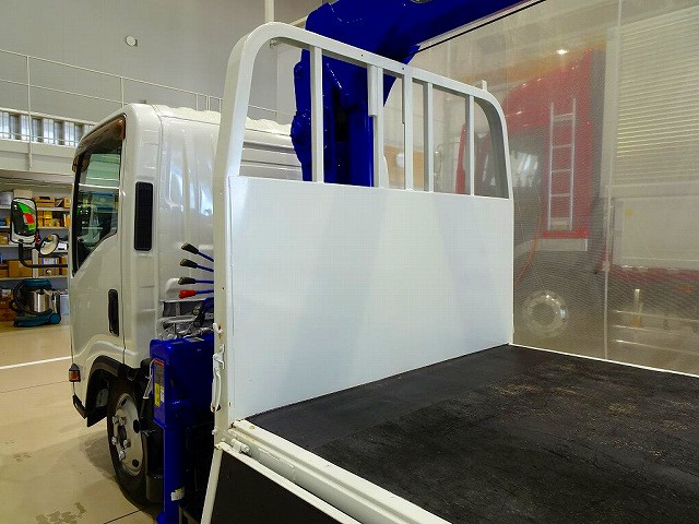 荷台内寸：366×180×38　三方開　左右セイコーラック　前立て鳥居鉄板張り　タダノ4段 2.9t吊りクレーン付|いすゞ エルフ TRG-NMR85AN(2WD)の写真24