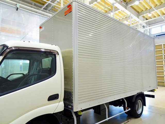 荷台内寸：450×177×210　トランテックス/V027G7201　リア観音扉　ラッシングレール1段(100cm)　ジョロダーレール2列/ジョロダー付　荷室灯2個|トヨタ ダイナ 2RG-XZU655(2WD)の写真29