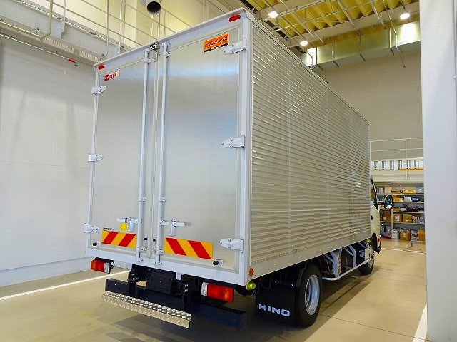 お問合せ管理No.F215 R5 デュトロ 3.5t FJL ワイドロング アルミバン 未使用車|日野 デュトロ 2PG-XZU712M(2WD)の写真3