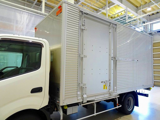 荷台内寸:450×208×211 トランテックス R観音扉 左サイドスライドドア(195cm/123cm) ラッシングレール2段(60cm/120cm)/ベルト2個 荷室LED灯2個|日野 デュトロ 2PG-XZU712M(2WD)の写真28