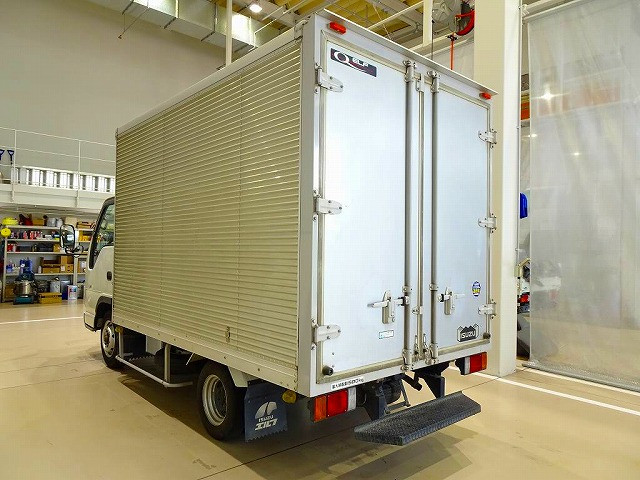 いすゞ エルフ KK-NHR69EAV(2WD)の写真4