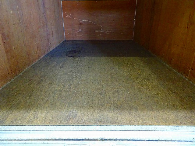 いすゞ エルフ KK-NHR69EAV(2WD)の写真21