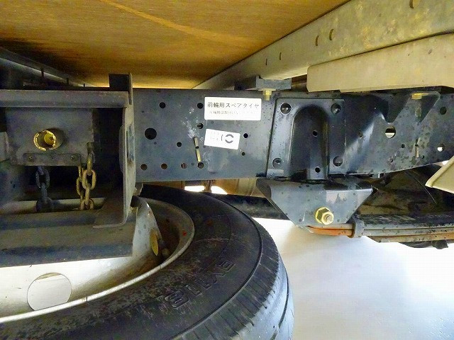 いすゞ エルフ KK-NHR69EAV(2WD)の写真35