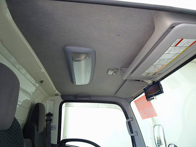 ハイキャブ　室内蛍光灯|いすゞ エルフ 2RG-NMR88AN(2WD)の写真16