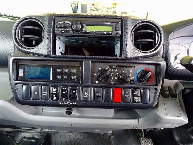 日野 デュトロ 2RG-XZU655M(2WD)の写真10