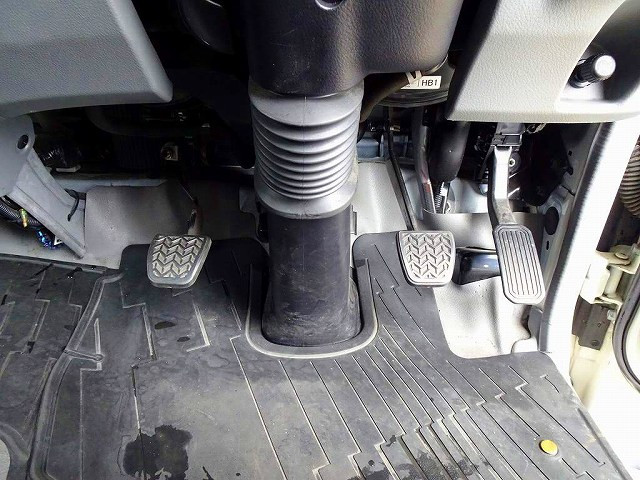 日野 デュトロ 2RG-XZU655M(2WD)の写真16