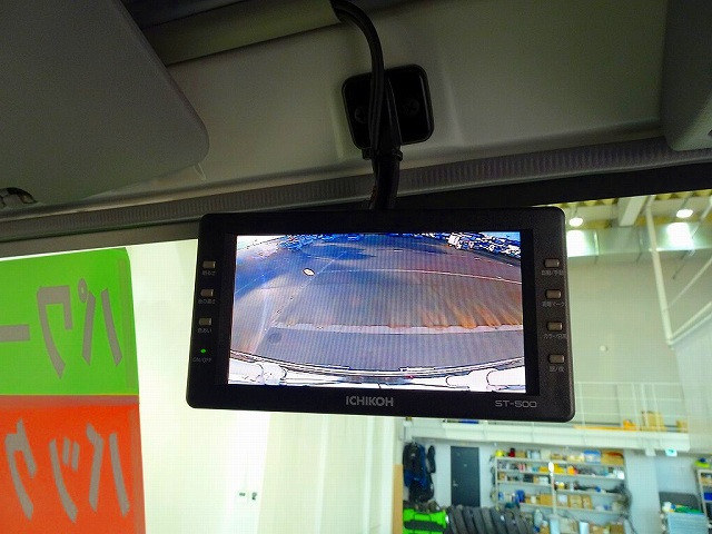 バックモニター|いすゞ エルフ SKG-NPR85AN(2WD)の写真15