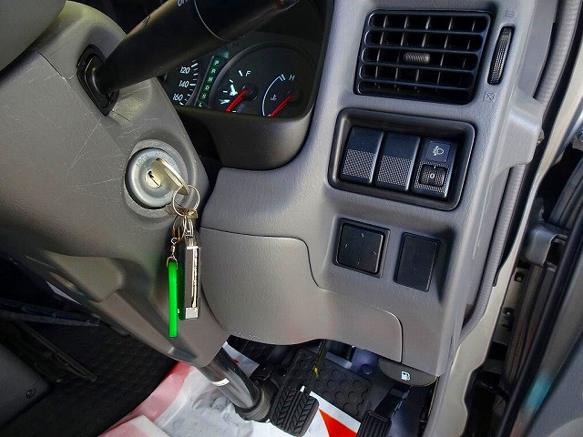 マツダ ボンゴバン DBF-SLP2M(4WD)の写真20