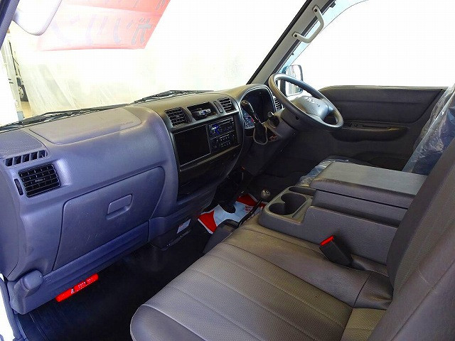 AC　PS　PW　SRS　ABS　キーレス　左ミラー電動角度調整　社外オーディオCD/AM/FMラジオ　ETC　リアガラス三面スモーク貼り　リアガラス熱線|日産 バネットバン ABF-SKP2MN(4WD)の写真7