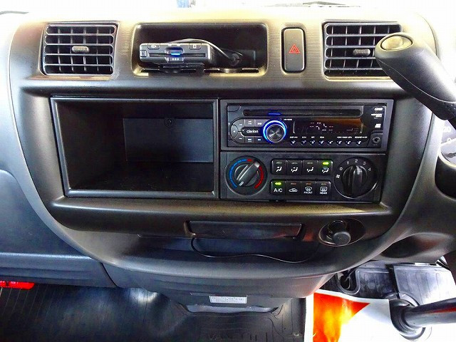 AC　PS　PW　SRS　ABS　キーレス　左ミラー電動角度調整　社外オーディオCD/AM/FMラジオ　ETC　リアガラス三面スモーク貼り　リアガラス熱線|日産 バネットバン ABF-SKP2MN(4WD)の写真10