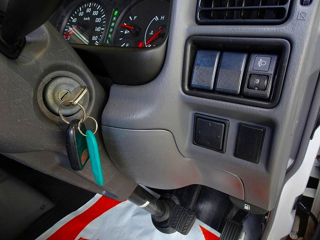 日産 バネットバン ABF-SKP2MN(4WD)の写真16