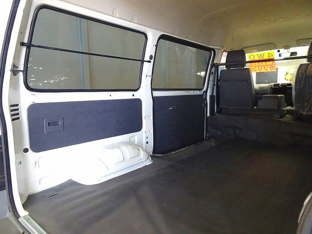 2人乗り 5ドア　リアガラス三面スモーク貼り リアガラス熱線|日産 バネットバン ABF-SKP2MN(4WD)の写真29