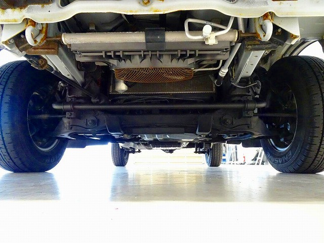 日産 バネットバン ABF-SKP2MN(4WD)の写真35