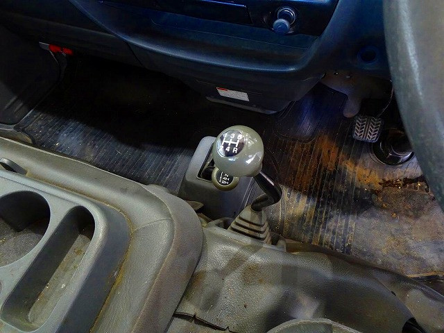 日産 バネットトラック ABF-SKP2LN(4WD)の写真12