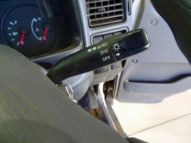 日産 バネットトラック ABF-SKP2LN(4WD)の写真16