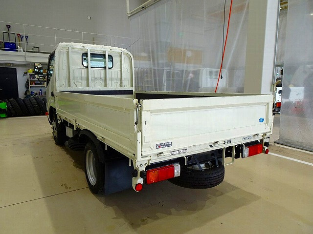 トヨタ ダイナ 2KG-XZC605(2WD)の写真4
