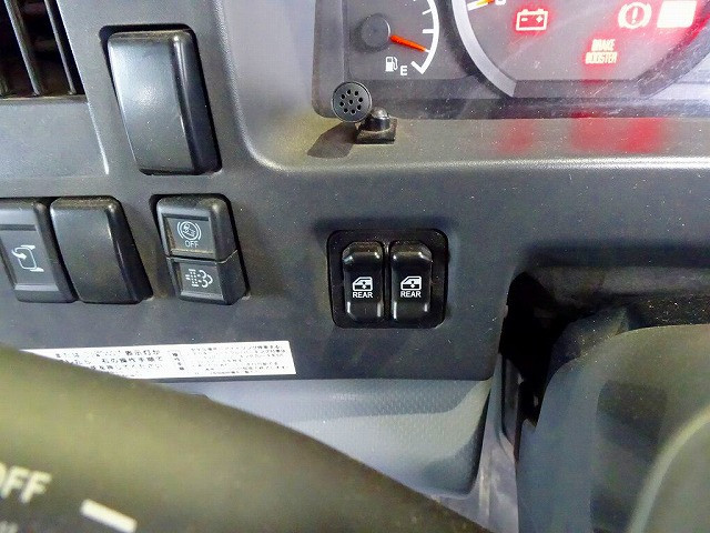 いすゞ エルフ TPG-NMS85AN(4WD)の写真13