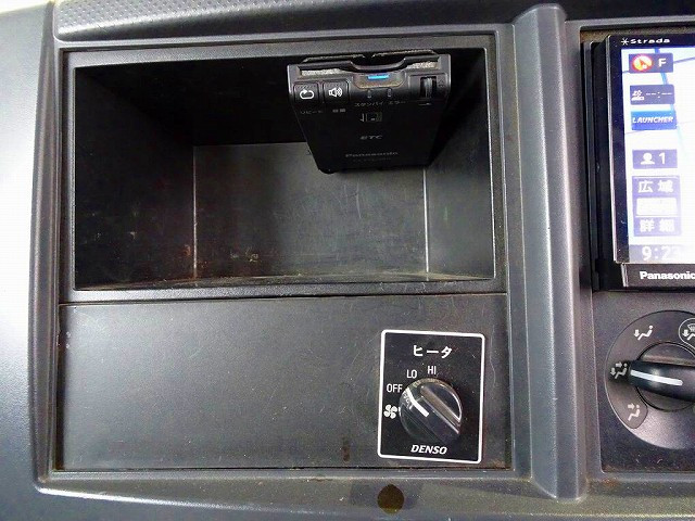 いすゞ エルフ TPG-NMS85AN(4WD)の写真14