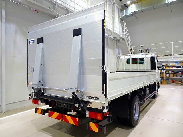 お問合せ管理No.D727 R5 デュトロ 4.3t 高床 ワイド超ロング マルチP/G付 未使用車|日野 デュトロ 2KG-XZU720M(2WD)の写真3