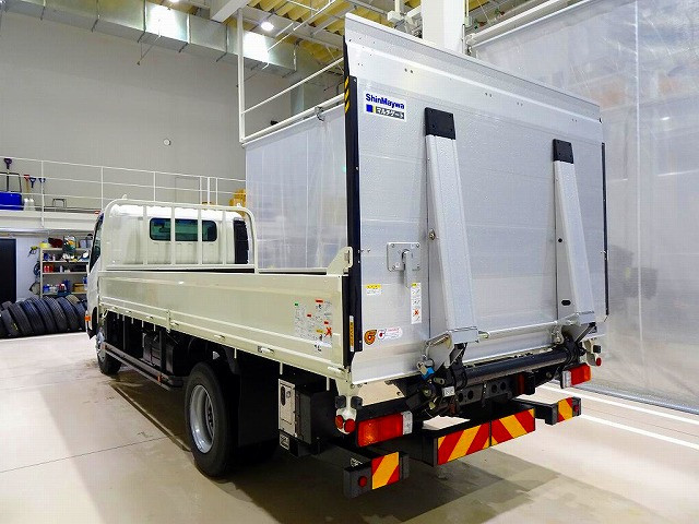 お問合せ管理No.D727 R5 デュトロ 4.3t 高床 ワイド超ロング マルチP/G付 未使用車|日野 デュトロ 2KG-XZU720M(2WD)の写真4