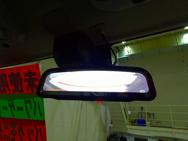 ルームミラー式バックモニター|日野 デュトロ 2KG-XZU720M(2WD)の写真13