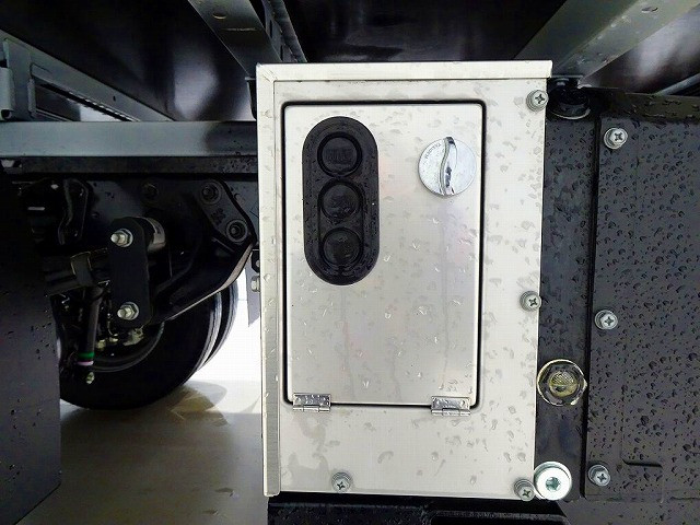 マルチパワーゲート 1,000kg 新明和/RAM10-1475N 長:156cm 幅:213cm 左シャシリアPGスイッチコード/リモコン|日野 デュトロ 2KG-XZU720M(2WD)の写真33