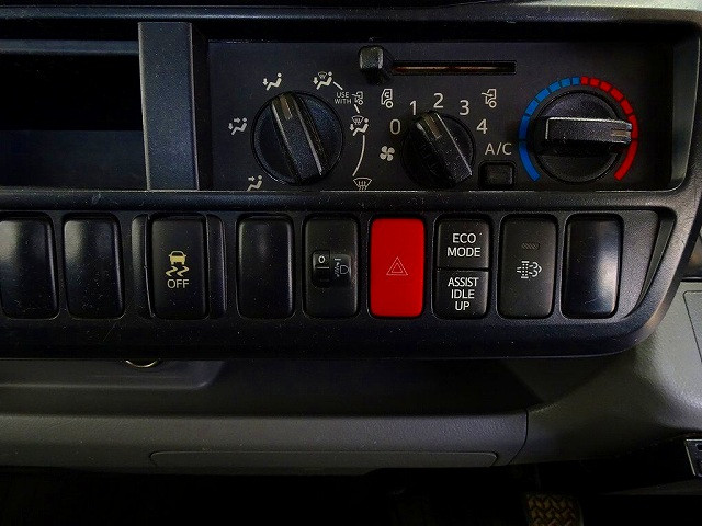 日野 デュトロ TKG-XZU655M(2WD)の写真11