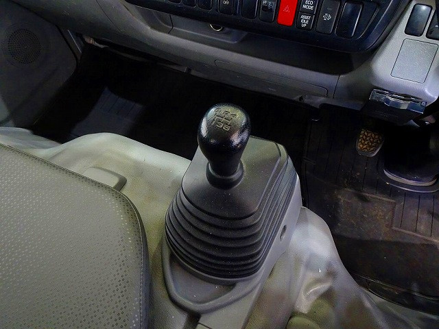 日野 デュトロ TKG-XZU655M(2WD)の写真15