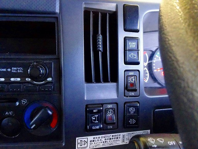 いすゞ フォワード TKG-FRR90S2(2WD)の写真11