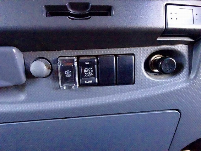 いすゞ フォワード TKG-FRR90S2(2WD)の写真12