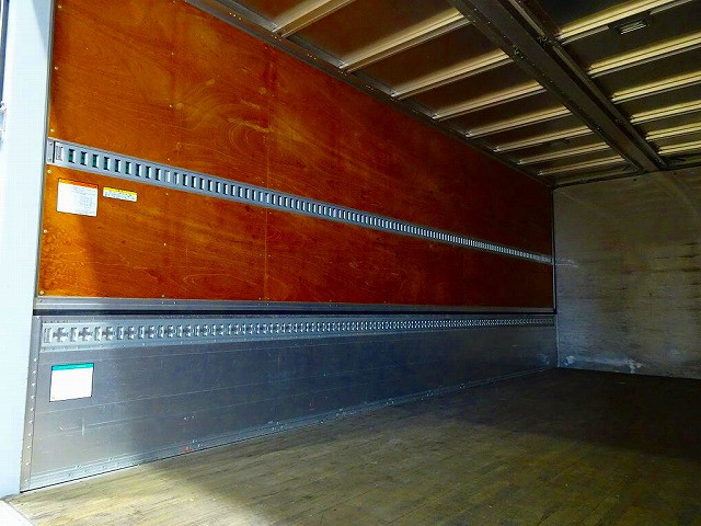 いすゞ フォワード TKG-FRR90S2(2WD)の写真24