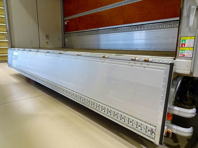 いすゞ フォワード TKG-FRR90S2(2WD)の写真31