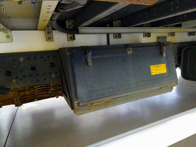 いすゞ フォワード TKG-FRR90S2(2WD)の写真35