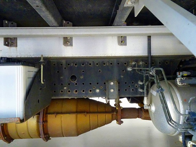 いすゞ フォワード TKG-FRR90S2(2WD)の写真41