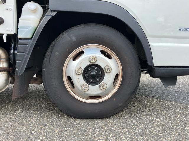 三菱 キャンター TPG-FDA00(4WD)の写真9