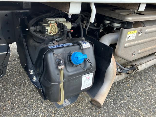 三菱 キャンター TPG-FDA00(4WD)の写真11