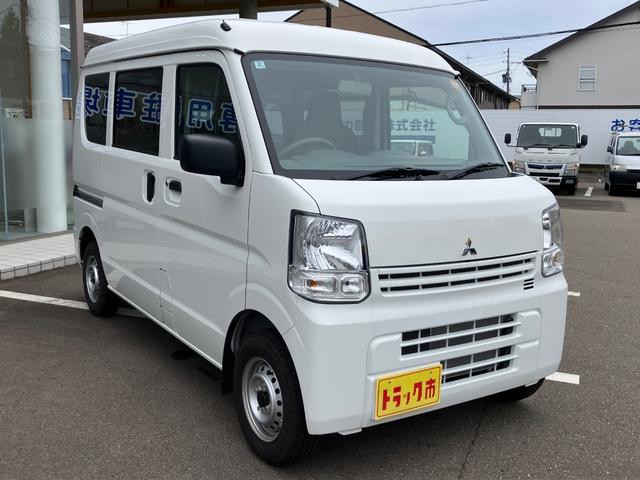 三菱 ミニキャブバン 5BD-DS17V(2WD)の写真4