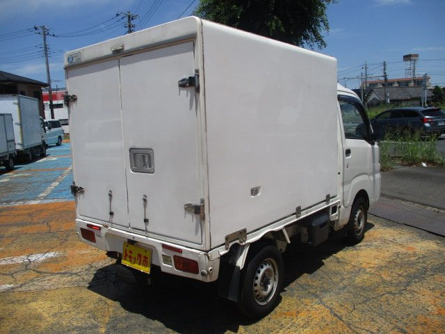 ダイハツ ハイゼットトラック ＥBD－S500P(2WD)の写真3