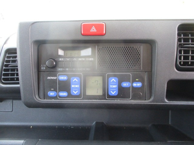 ダイハツ ハイゼットトラック ＥBD－S500P(2WD)の写真11