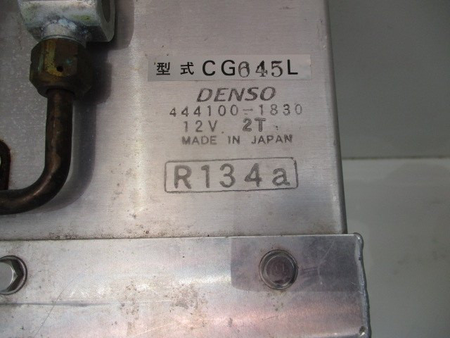 ダイハツ ハイゼットトラック EBD-S500P(2WD)の写真12