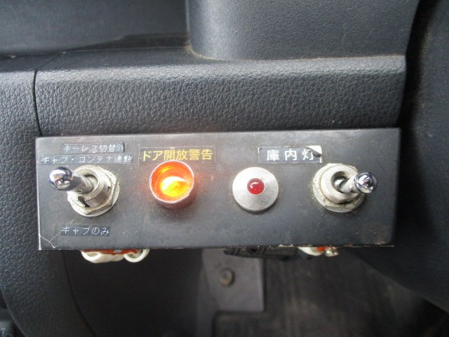 ダイハツ ハイゼットトラック EBD-S500P(2WD)の写真32