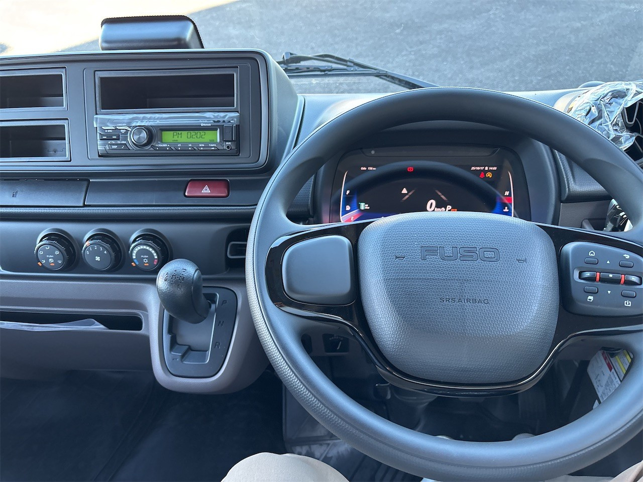 三菱 キャンター 2RG-FBA60(2WD)の写真14