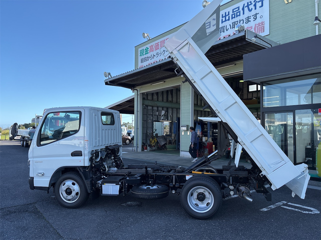 三菱 キャンター 2RG-FBA60(2WD)の写真40