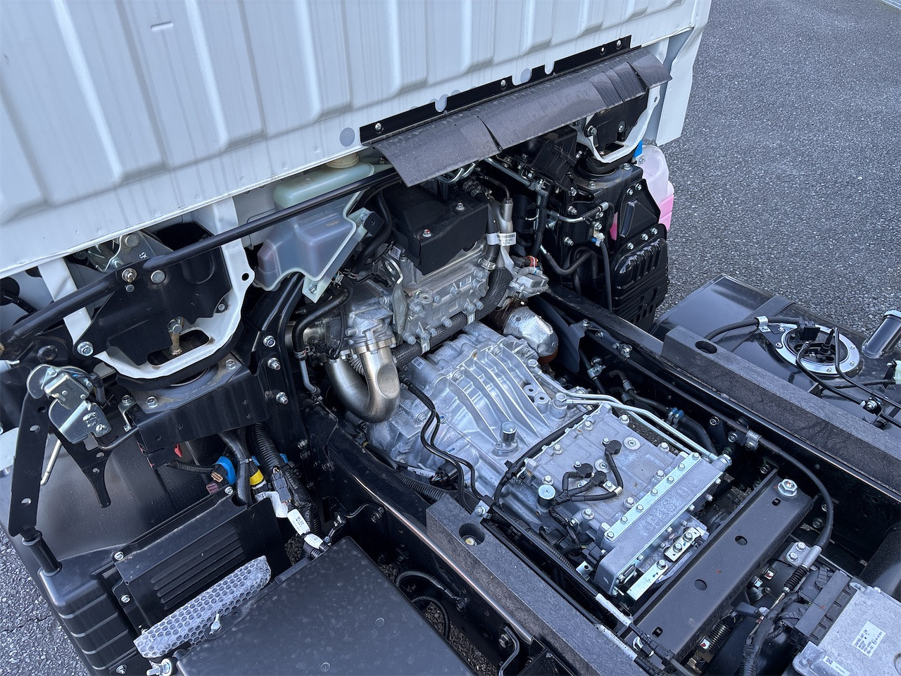 三菱 キャンター 2RG-FBA60(2WD)の写真42