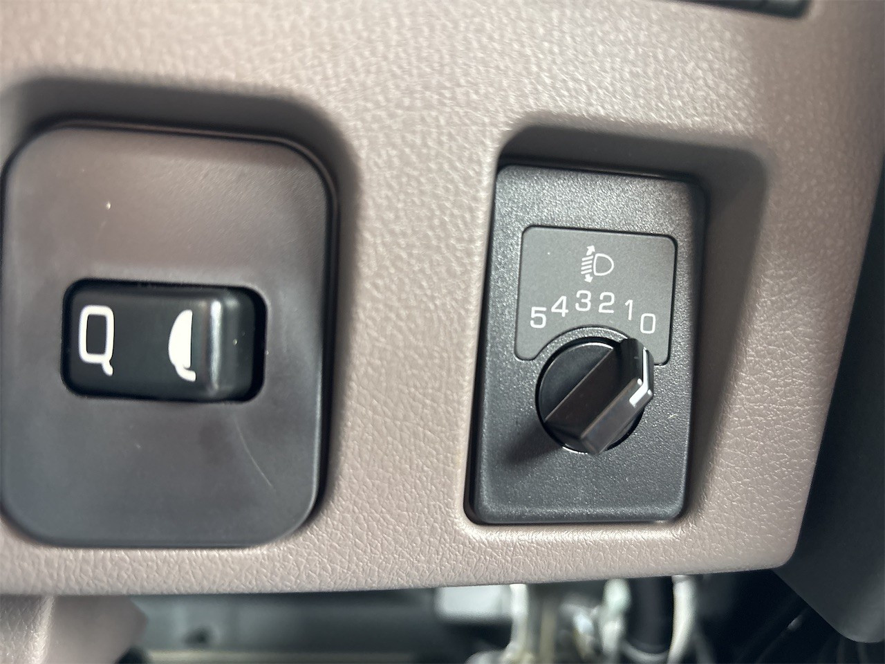 三菱 キャンター 2RG-FEB80(2WD)の写真23