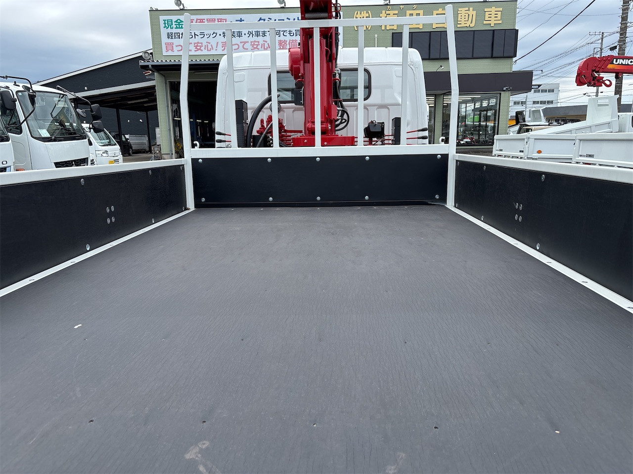 三菱 キャンター 2RG-FEB80(2WD)の写真49