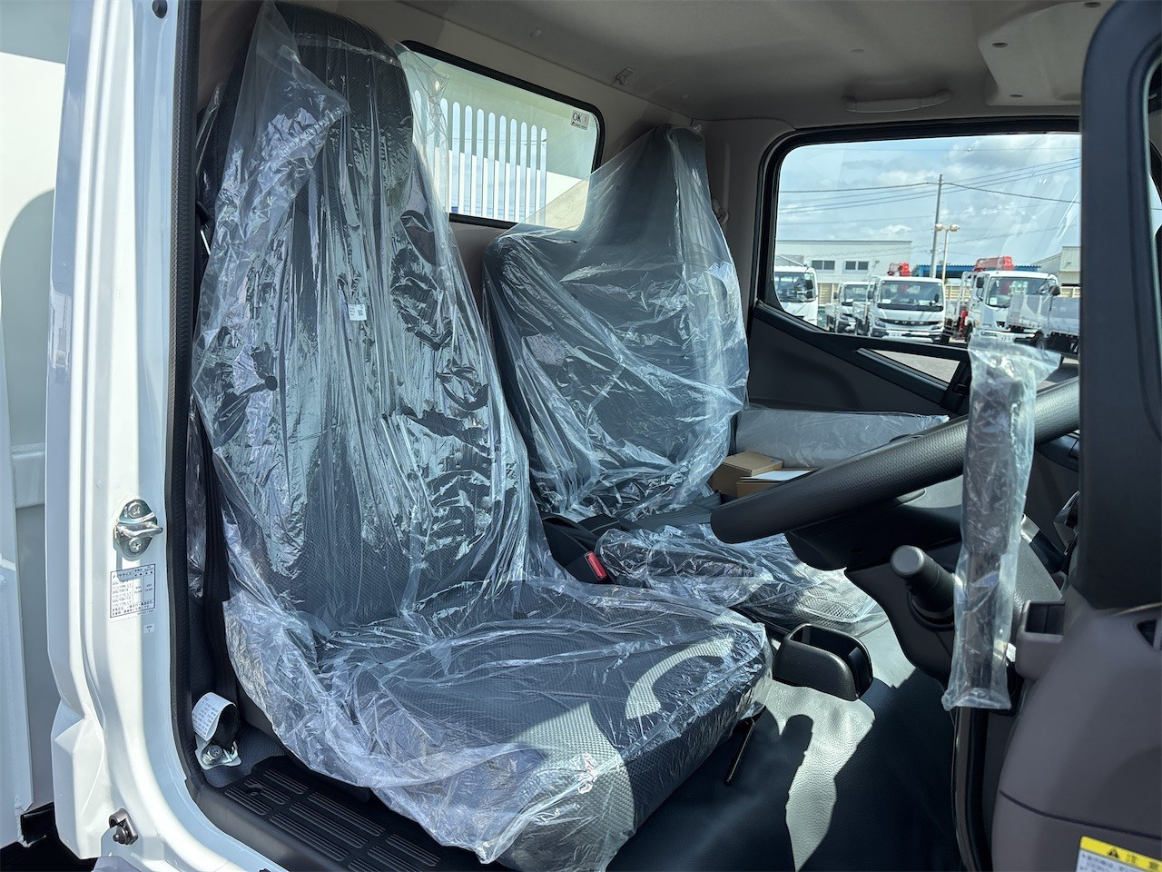 三菱 キャンター 2ＲＧ－ＦＢＡ30(2WD)の写真11