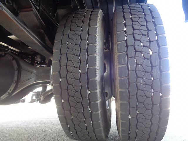 日野 レンジャー 2KG-FC2ABA(2WD)の写真10